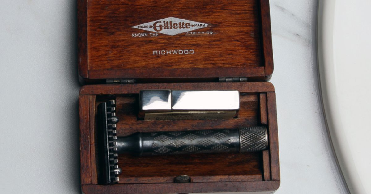 Shaving Etiquette: Manners for the Modern Gentleman